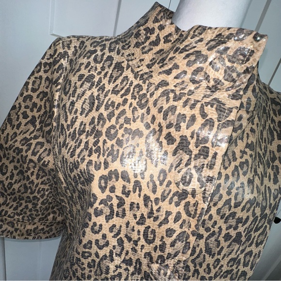 Talk of the walk leather leopard jacket - 3/4 sleeve-large - Picture 2 of 7
